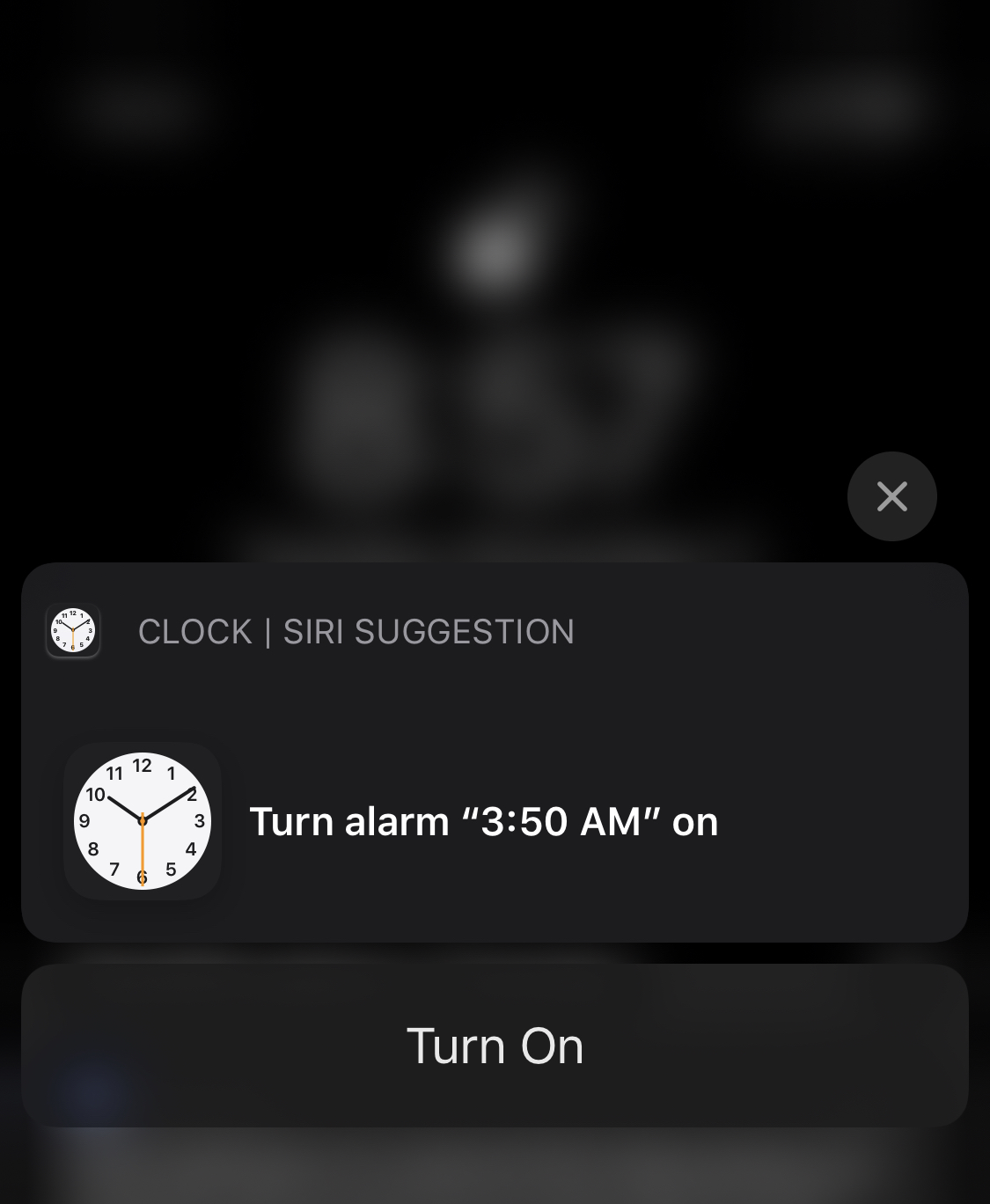 Screenshot of Siri suggesting a 3:50am alarm 